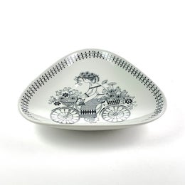 EMILIA kolmiolautanen