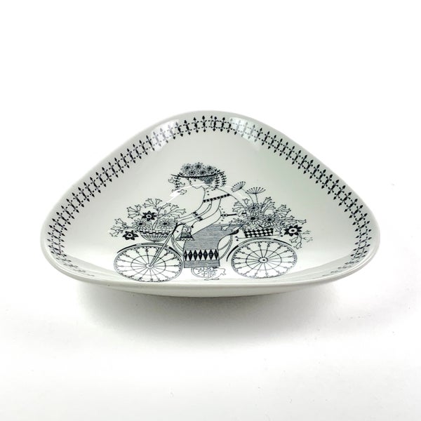 EMILIA kolmiolautanen